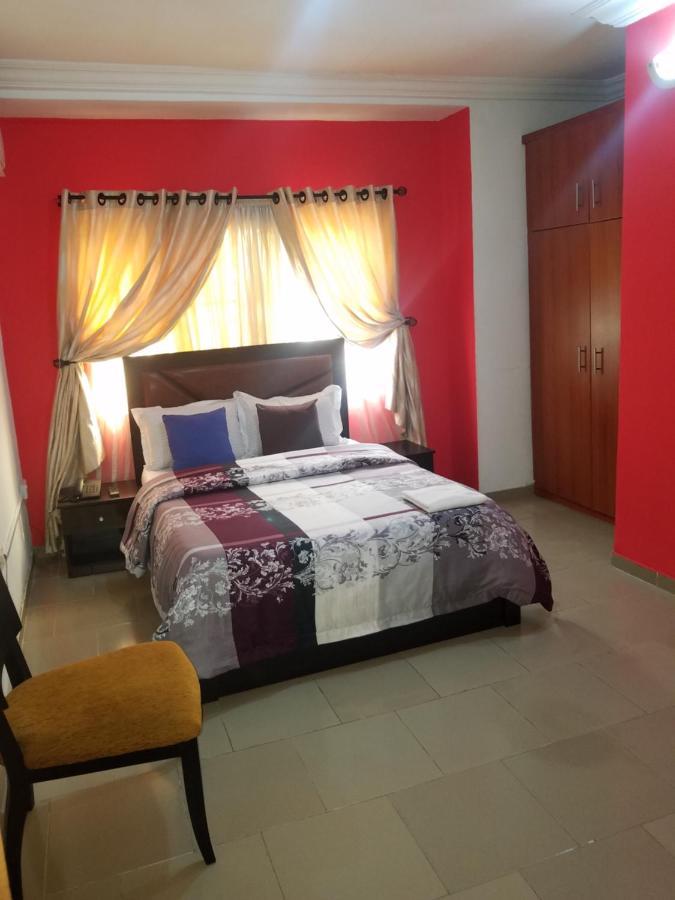 Joanne'S Court Hotel Lagos Buitenkant foto